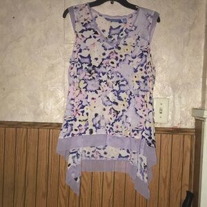Floral Multi color Vera wang top (XL)